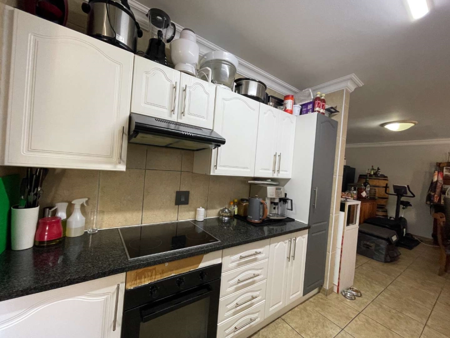 3 Bedroom Property for Sale in Seemeeu Park Western Cape